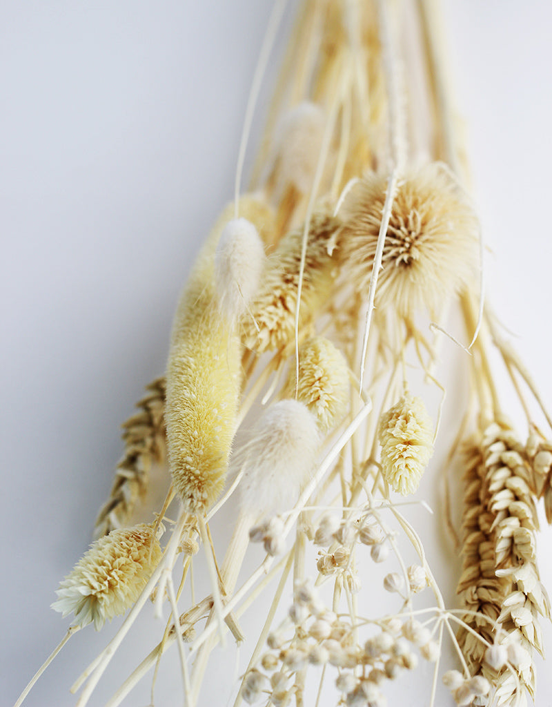 dried flowers bouquet uk