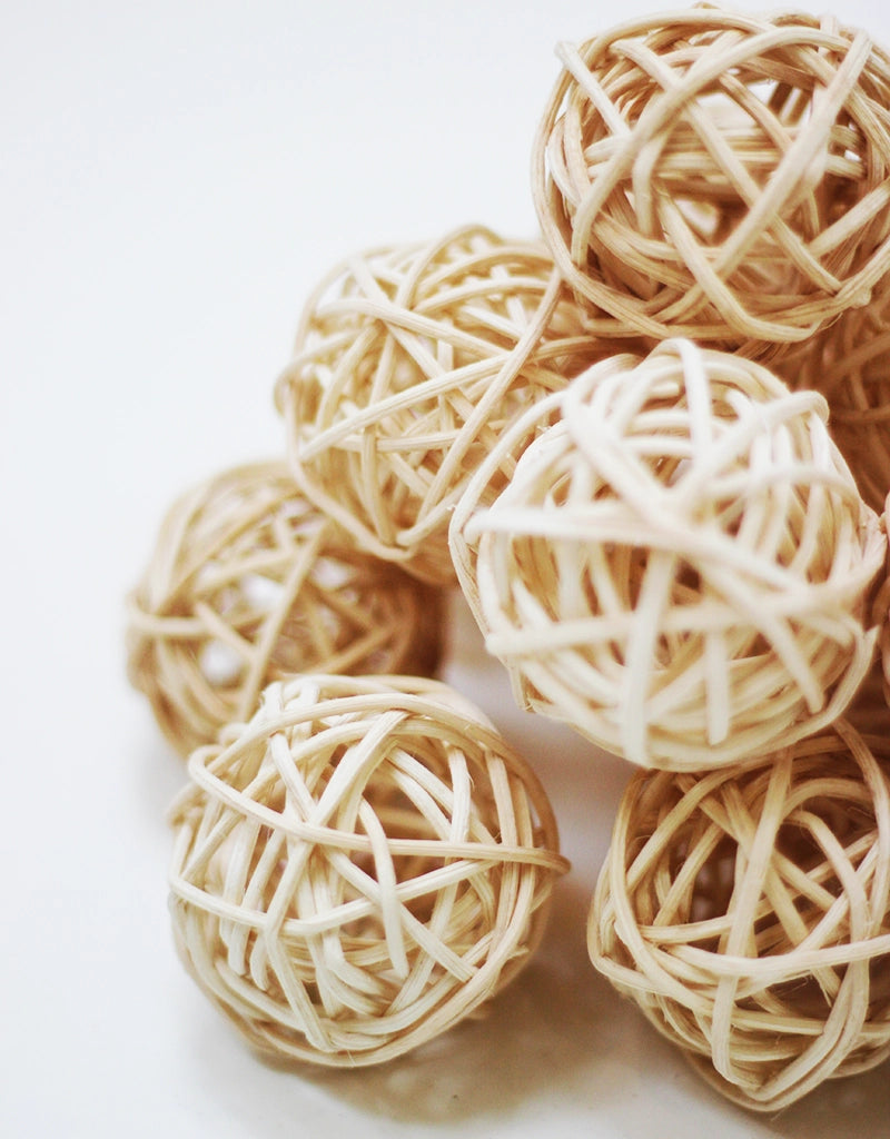 Dried Rattan Balls - Bleached, x15