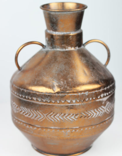 copper vase 