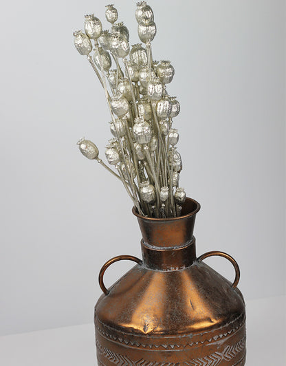 vase for dried flowers