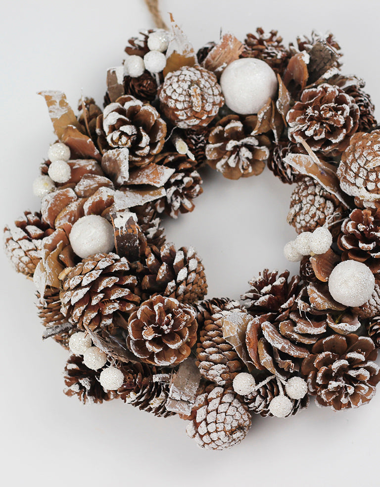 Dried Frosted Snow Wreath 30 cm